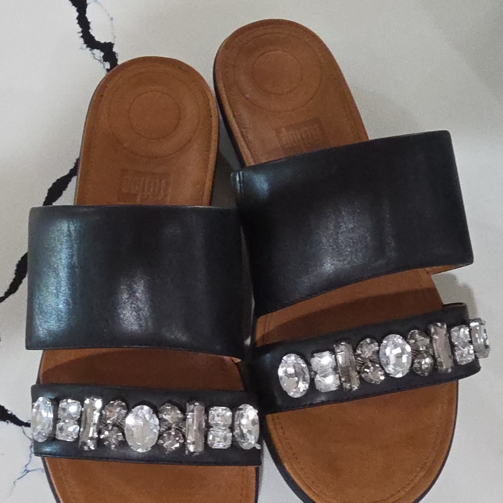 FitFlop Black Crystal Embellished Sandals